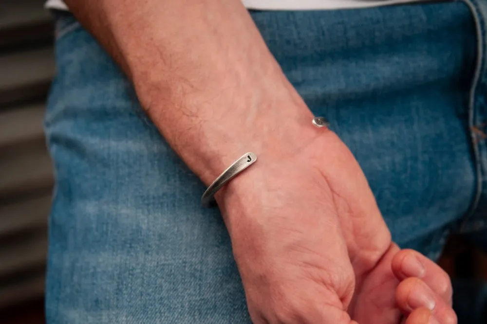 #045 - Men's Bangle Classic