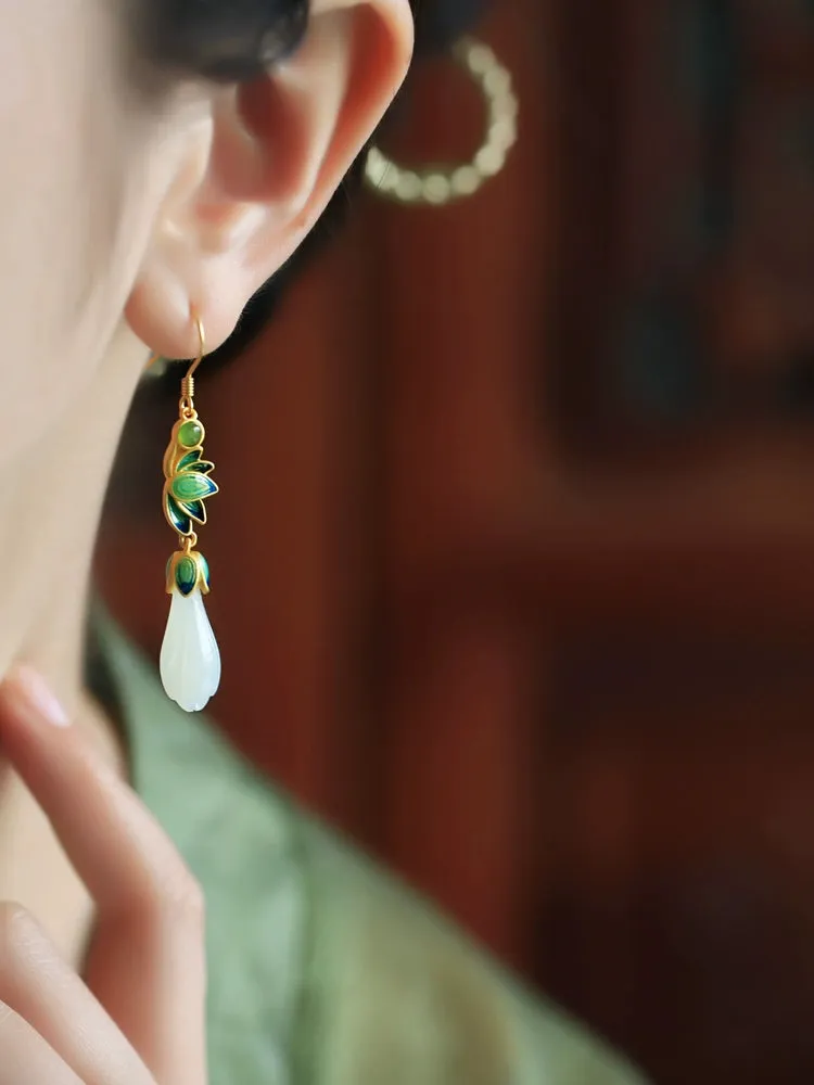 Jade Earrings: Emerald Leaves
