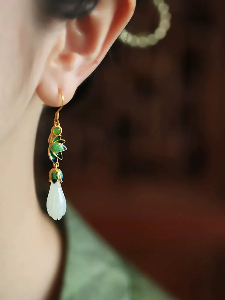 Jade Earrings: Emerald Leaves