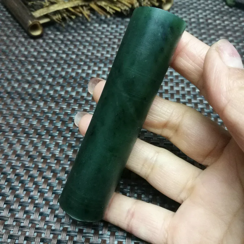 Natural Kunlun Jade Rough Nephrite Raw (101g,8.5X2.2cm)