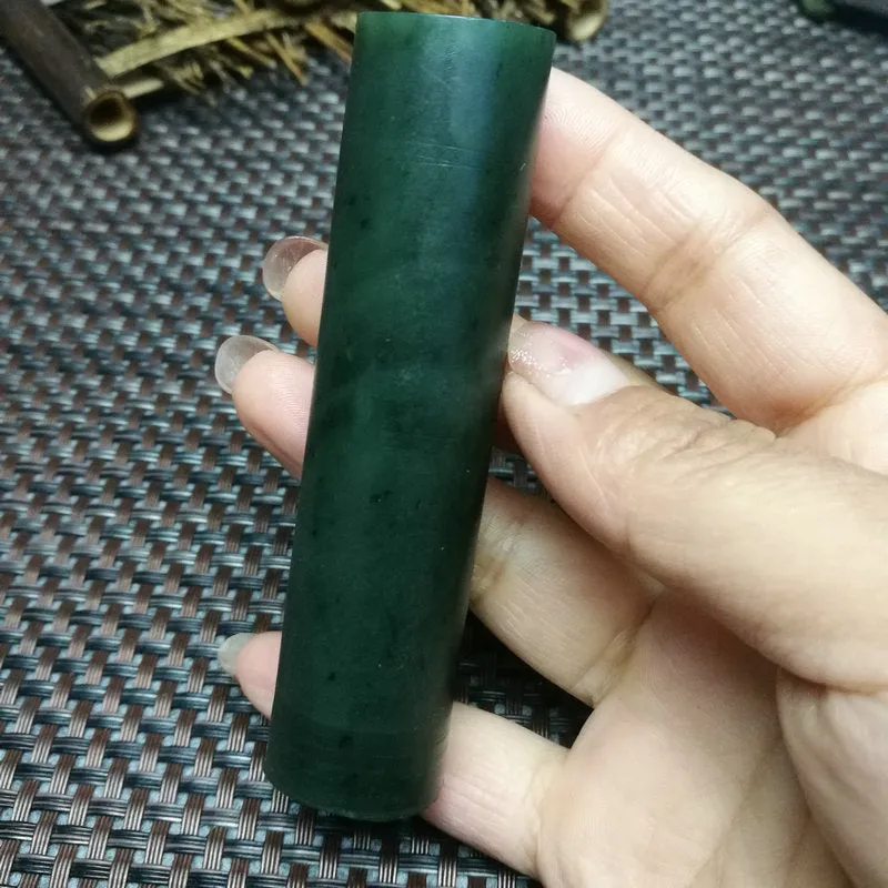 Natural Kunlun Jade Rough Nephrite Raw (101g,8.5X2.2cm)