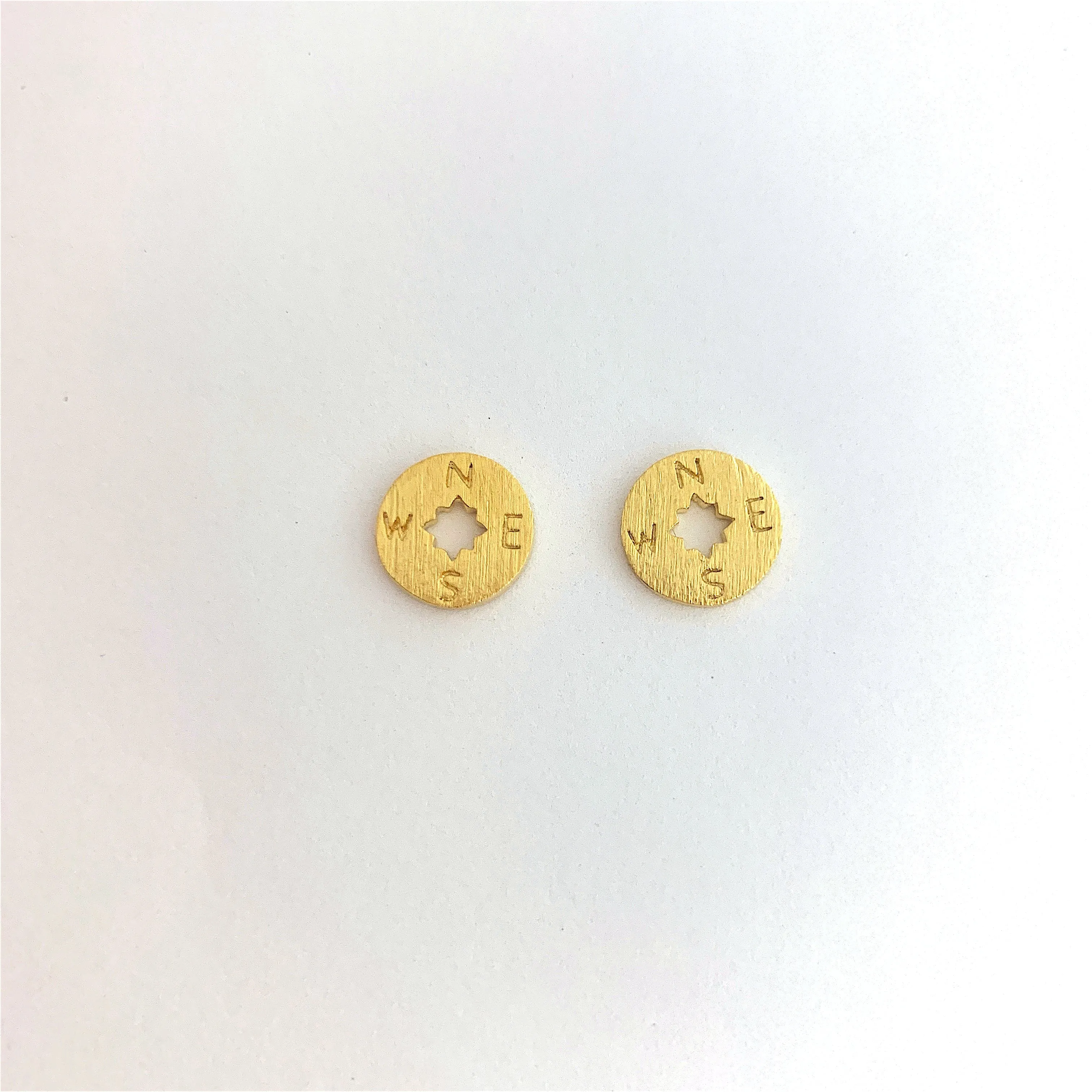 Wanderlust Necklace (Gold)